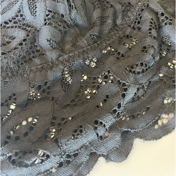 Abercrombie Intimates Bundle of 2 Lace Bralettes - Picture 5 of 10